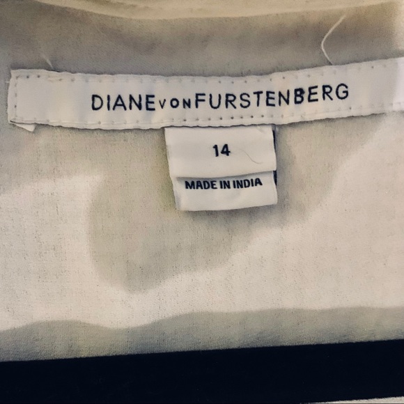 COPY - Rare🤍DIANE VON FURSTENBERG Yazhi Sequined Gown - Picture 14 of 16